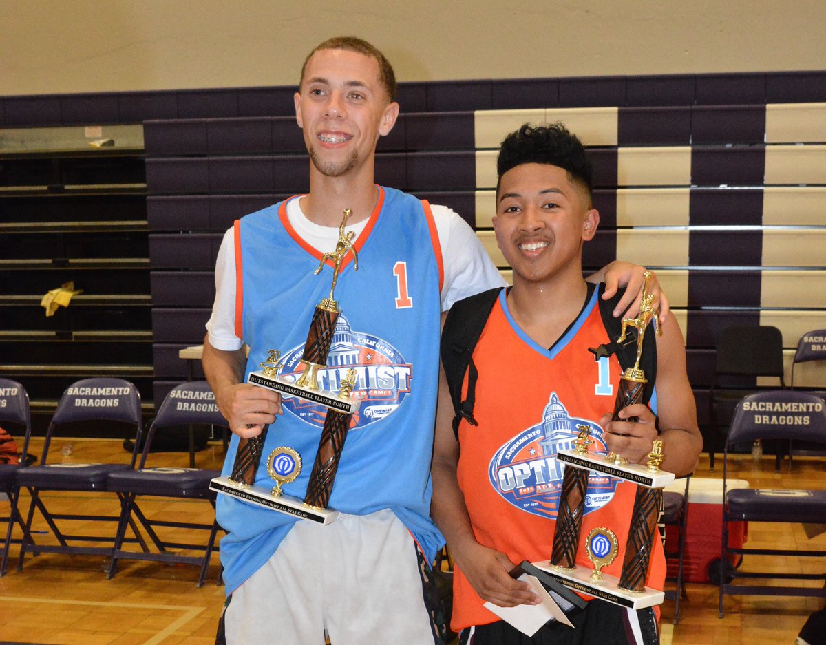 RosevillePT's tweet photo. Twelve local ballers joined forces in the @OptimistStars game &amp; 2 seniors earned MVP honors: https://t.co/uvT4Ht6zds https://t.co/8IMivmFCfo