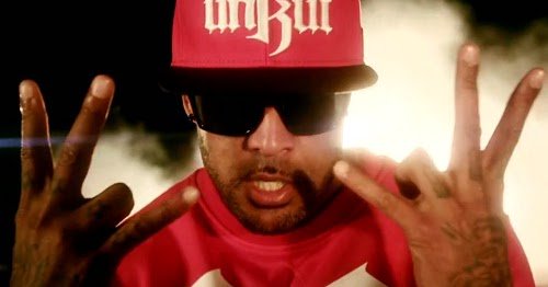 RapNoStreSS's tweet image. Kalash Feat Booba - Rouge et Bleu rapnostress.com/2016/04/kalash…