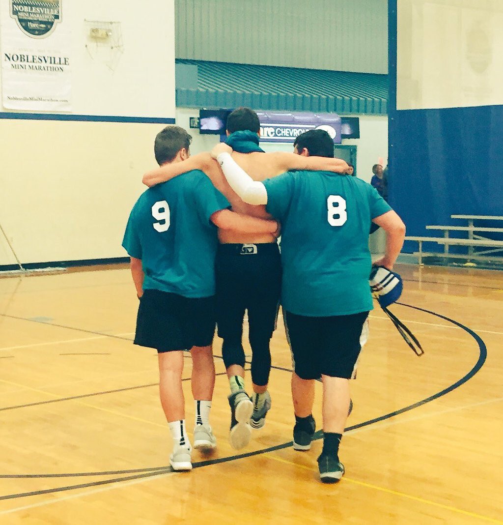 grantneterer's tweet photo. wishing Ryan to a speedy recovery. #PlayForRyan https://t.co/DQNR3soI2X