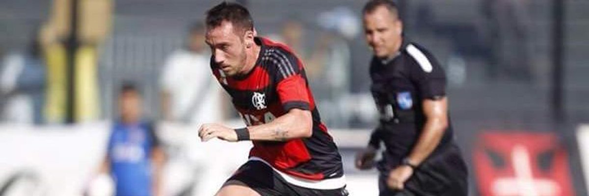 13victorhugo13's tweet photo. E QUÊ HOMEM https://t.co/J259jRFG34