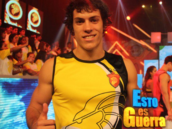 SheyAlitoMichi's tweet photo. PATRICIO P EL MEJOR GUERRERO : Todos llegan diciendo que le ganaran a Patricio pero luego El Pato los elimina. 😂😉 😊😉 https://t.co/Gu3zV3tbvu