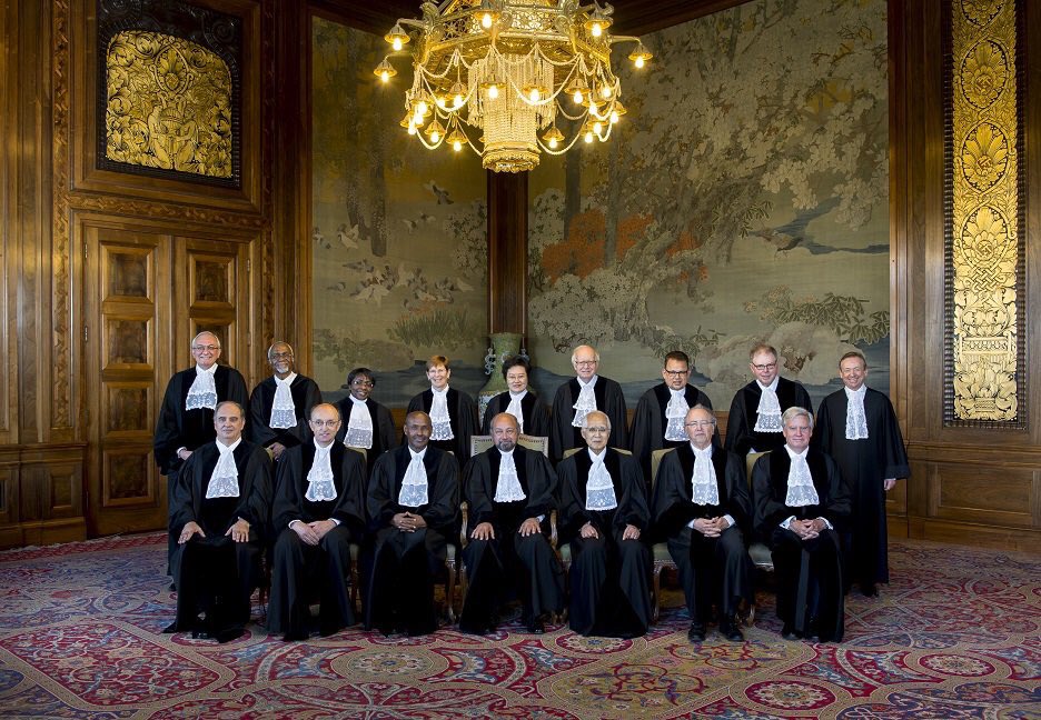 Дела суда оон. Международный суд ООН судьи. Международный суд в Гааге. Международный Уголовный трибунал (Гаага). Судья в Гааге.