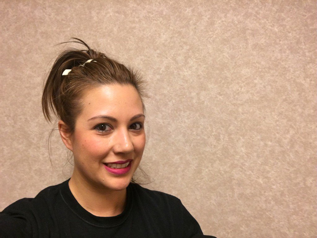 ElderNikki's tweet photo. OH YEAH!!Hair is out of control!!! sprouting, just like I wanted it too! Thank you It Works! #itworkshsn https://t.co/yJHDLKRviy