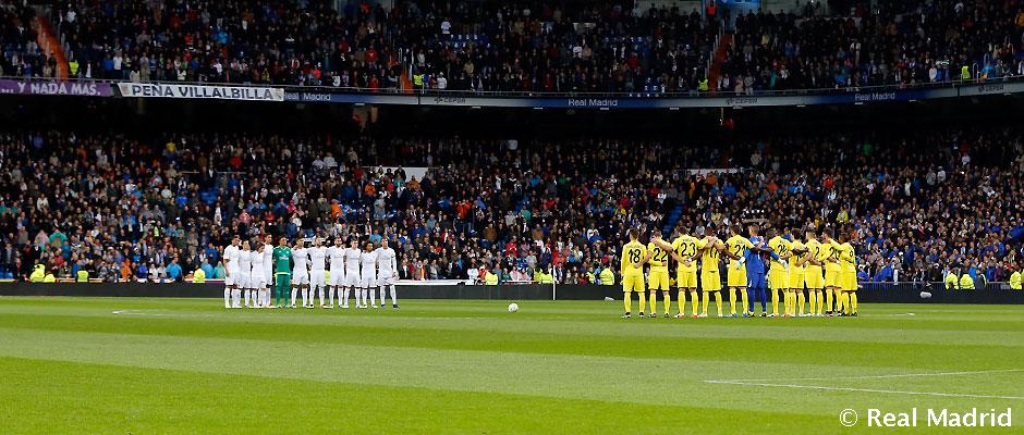 realmadriden's tweet photo. The Bernabéu observed a minute's silence for the earthquake victims in Ecuador and Japan.

#RealMadrid https://t.co/mDv8mxNyoe