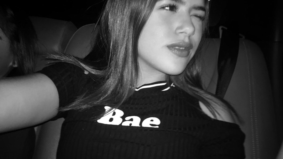 maisa's tweet photo. eu tenho oficialmente uma blusa favorita 

I'm not your bæ https://t.co/4Wlsk1PERK
