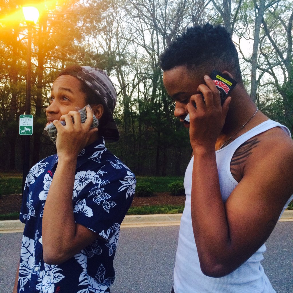 Kid_Kai88's tweet photo. Gas and Backwoods #KidKai #HighLife https://t.co/og7Ul6D4l9