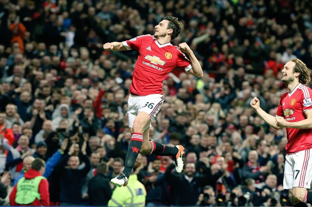 Man United tweet media