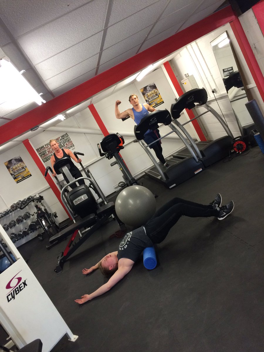Cardio zoned in #gym #Fitfam #fevogym #foamrolling #strengthShopuk #cybex #bodypower2016