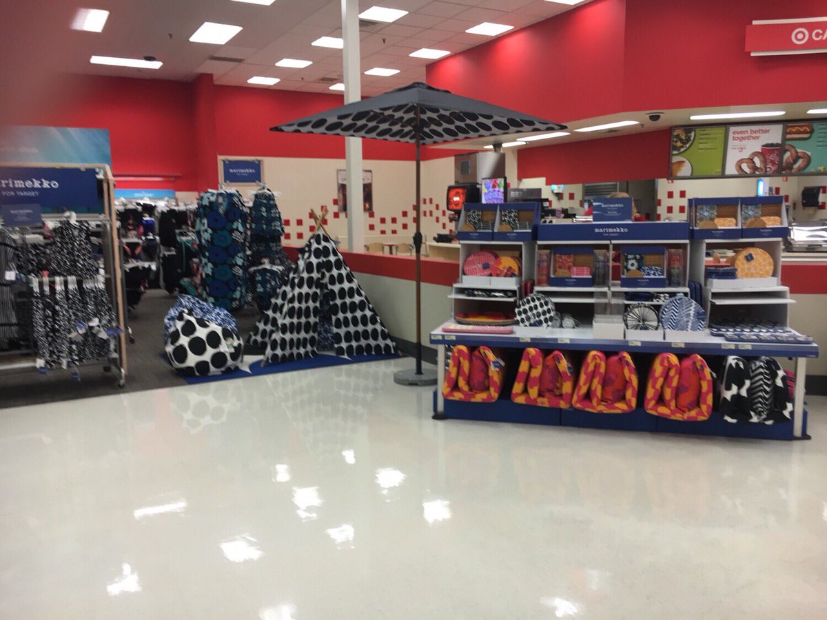 BRoss4761's tweet photo. Fill the Floor!!  #MarimekkoForTarget #D359. @MMcHenry1376 @naylor_evan @CarlaRhodes2279 @DavisShana https://t.co/YAaEhtAMtB