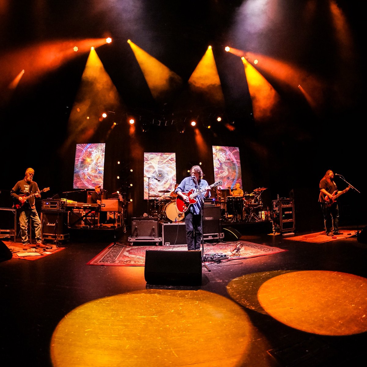 SASMemorial's tweet photo. . @WidespreadPanic taking over the #SASMemorial! 🙌🏼 https://t.co/yrCrAmL7DZ