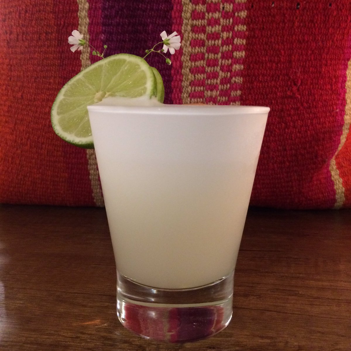 __JasonMarshall's tweet photo. How many pisco sours do I have to drink to become Peruvian? 
#Peru #travel #drinkingthegoodstuff https://t.co/9kEaOf31OB