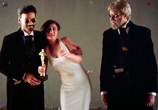 impcmaniacruhi's tweet photo. How can we forget #Shamitab 😝 , you guys really  #DeservesAGhanta https://t.co/hShHU7DhAf  @theghantas https://t.co/Kaecjcfg5u