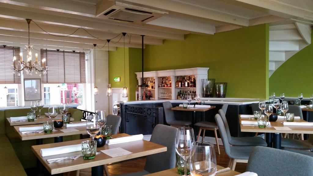 De Schat heeft plaats gemaakt voor Witlof! Van do t/m maandag open vanaf 16:00 uur. Ook voor barhappen. Gezellig!