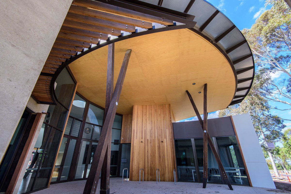genUconnect's tweet photo. Tune in to @bayfm939 on the drive home after 4 for the latest about #EasternHub, which opens this evening #community https://t.co/PO5xBCwi8i