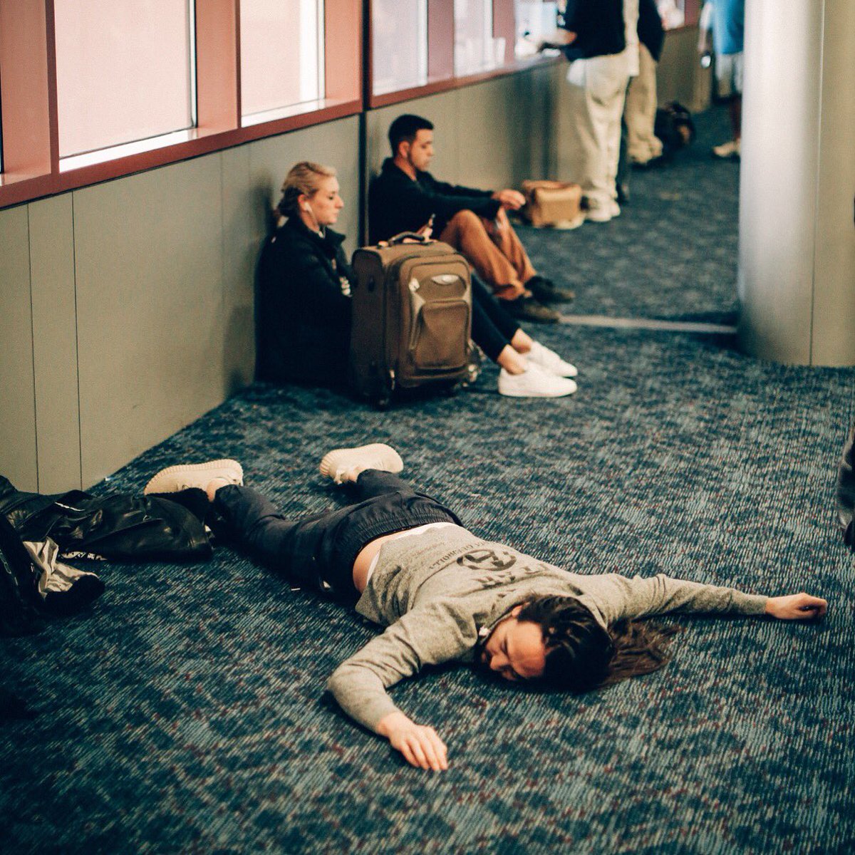#Aokinap #73. The Airport Nap. Las Vegas Mcarren Airport. Southwest Line. April 8, 2016. https://t.co/y7KZht5NM9