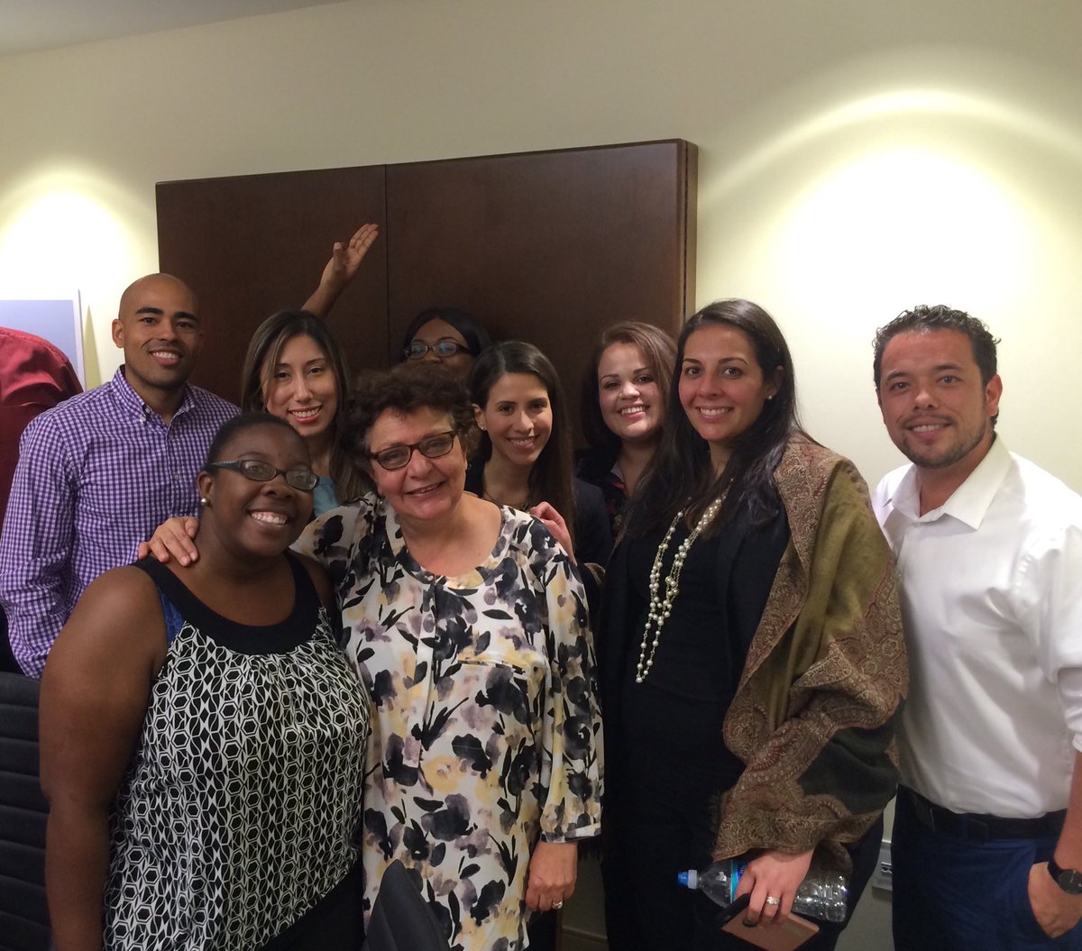 WeAreMiami37's tweet photo. Honored 2 have met Caroline Lewis from @CLEOInstitute @ tonight's roundtable. #ClimateChange #EarthDay #WAM37 https://t.co/BRtBNnNgav