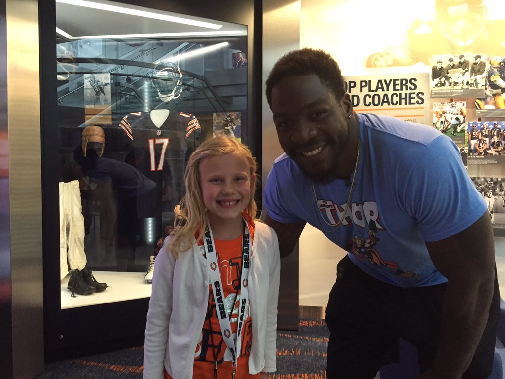 craigleg's tweet photo. Thanks Lamarr @Hupernikao9s for a great interview and your kindness! You made Isabellah's day! https://t.co/Xj4qZCtZXE