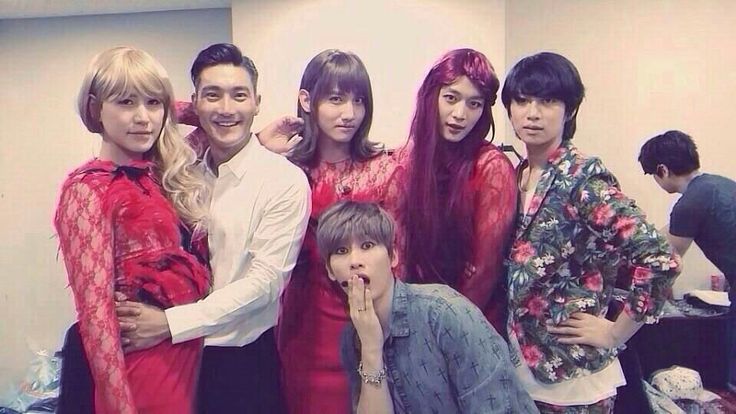 WirtAzul's tweet photo. #D_449 @donghae861015
#D_447 @AllRiseSilver
#D_484 @siwon407
#D_266 @ShinsFriends
#D_253 #Sungmin https://t.co/dqJ0aMSCEI