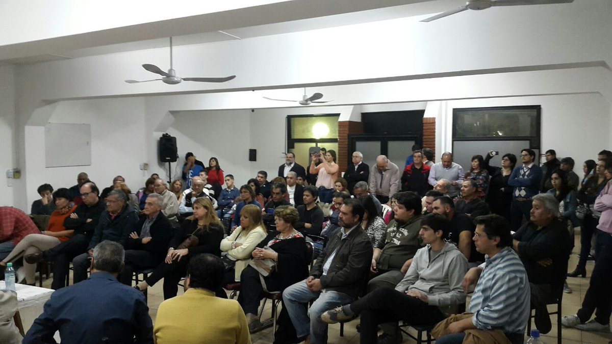 EmilioACaram's tweet photo. Reunión y charla debate en PJ Godoy Cruz con @omarchafifelix gracias a toda la militancia por la participación https://t.co/AKHY747NQQ