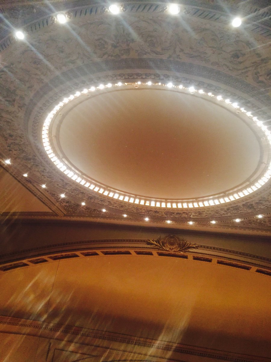 Chomeegu's tweet image. Loved all the happy wishes, still celebrating...Shostakovich’s Leningrad’s smokin’! Lovely night #outwithmom