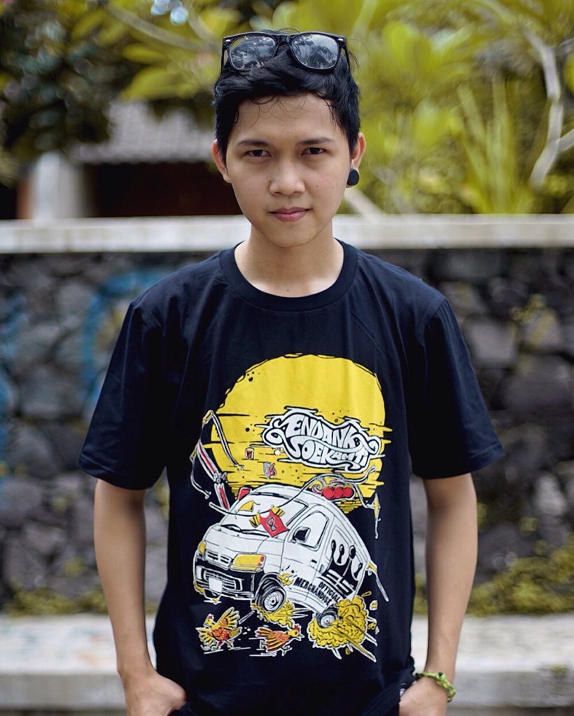 NEW ARRIVAL TEES MERCH WEAPON 140K  AVAILABLE SIZE S  M  L  XL  XXL  FOR ORDER WHA.... tmi.me/1fdxaK