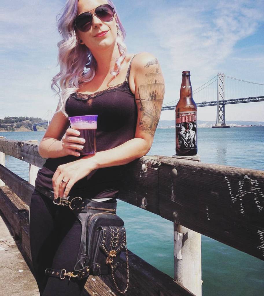 JungleTribeLA's tweet photo. SF lovin.... @travellust_co enjoying a beer and her #blasterJT bag. Available in black/brass, black/silver, and bro… https://t.co/Nq4oOc2aeN