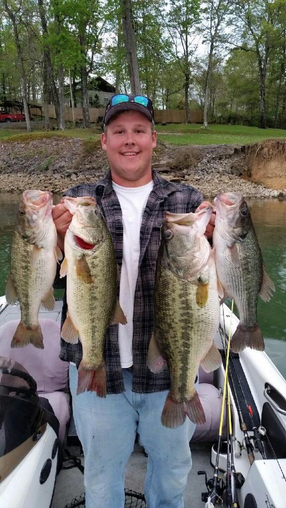 jedd22boy's tweet photo. Got em 🎣 https://t.co/QWl0eD3Y2V