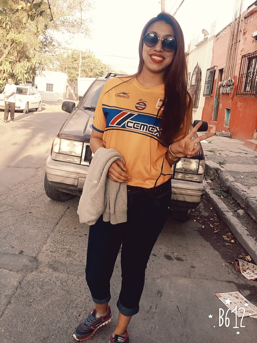 AngieReynaD's tweet photo. #DelanteraTigres @ScotiabankMX  #aficionado https://t.co/bNzeOC2HQY