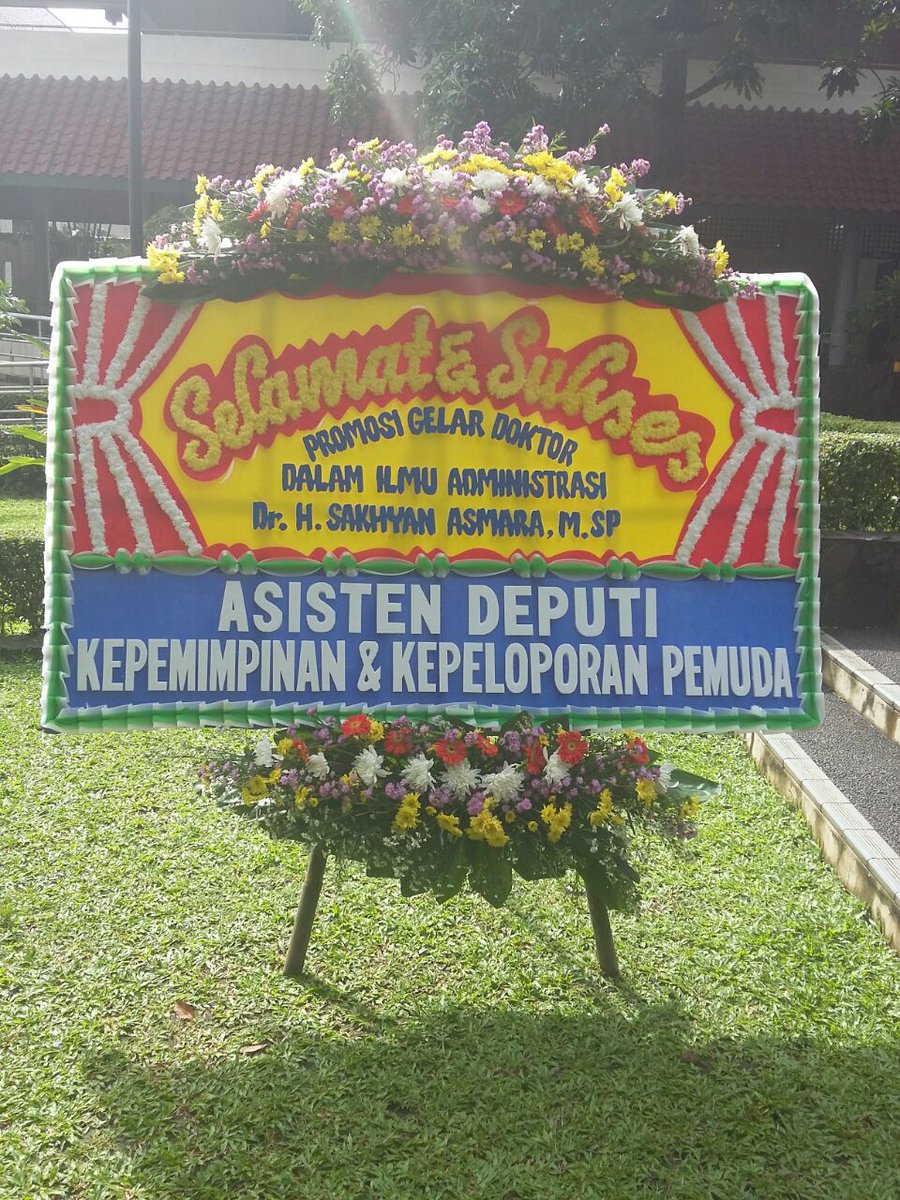 Selamat Promosi Gelar Doktor Ilmu Administrasi Deputi Pengembangan Pemuda Bpk.Sahian Asmara,21 April 2016 d PSB UI