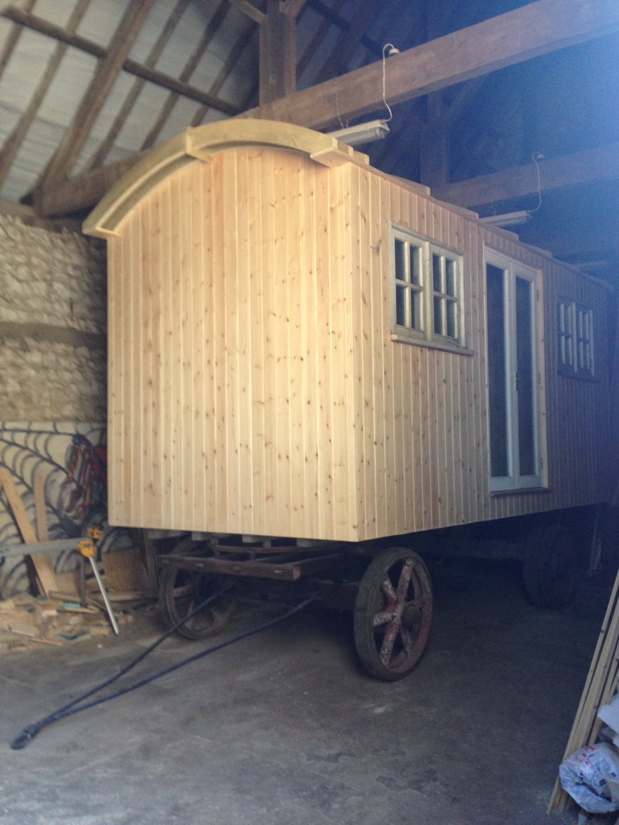 NorfolkChippy's tweet photo. The next Shepherdess Hut is well under way for @NorfolkGlamping with a king size bed. Now that's #glamping #norfolk https://t.co/5kdR5xVoPP
