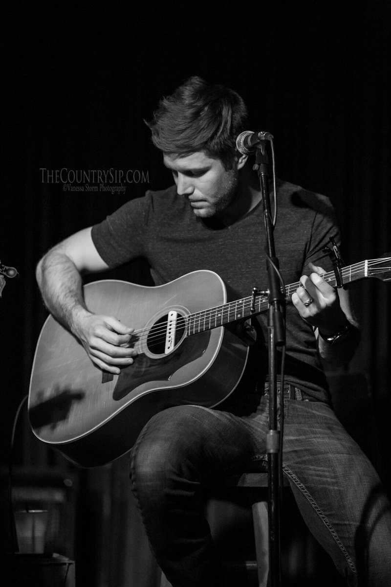 thecountrysip's tweet photo. Great night of 🎶 from @JacobDavisMusic @kelleighbannen @JackieLeeMusic & #WillBowen! Incredibly talented artists! 👌🏼 https://t.co/hoAZEhcTBr