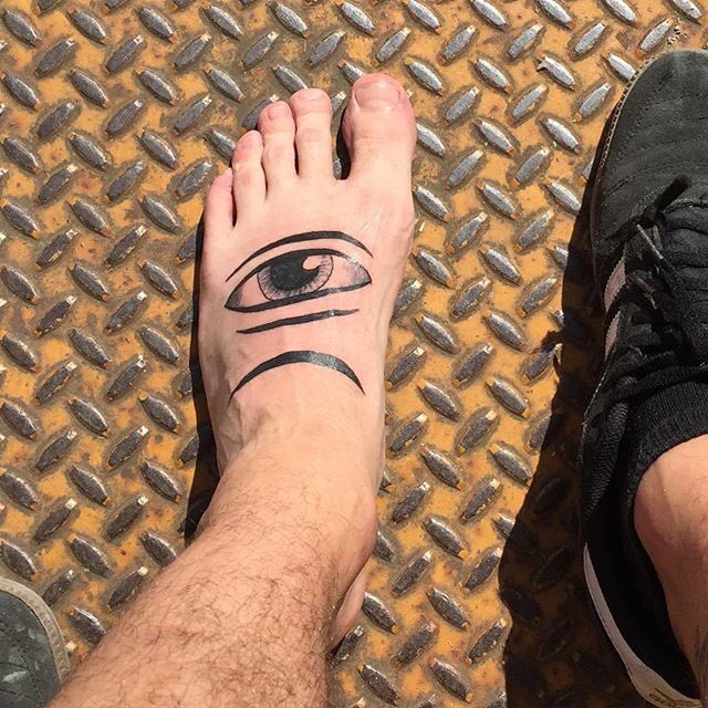 toymachine's tweet photo. This Loyal pawn gets to wear #toymachinesocks everyday for the rest of his life. 💉❤️ https://t.co/eUBh3POigL
