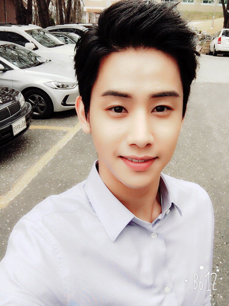 2014_HOTSHOT's tweet image. #호정 벚꽃좋던날^^
