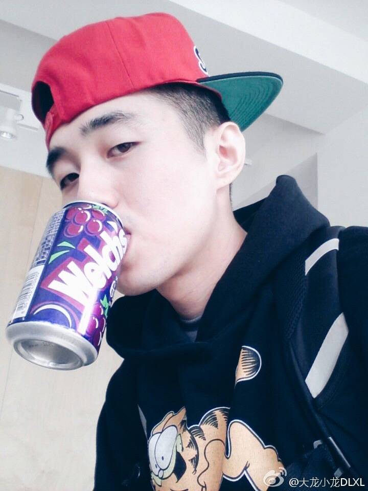 tastyglobal88's tweet photo. When DaeRyong and SoRyong are 19 years old. XDDDDDD https://t.co/1ewLVb3Z05