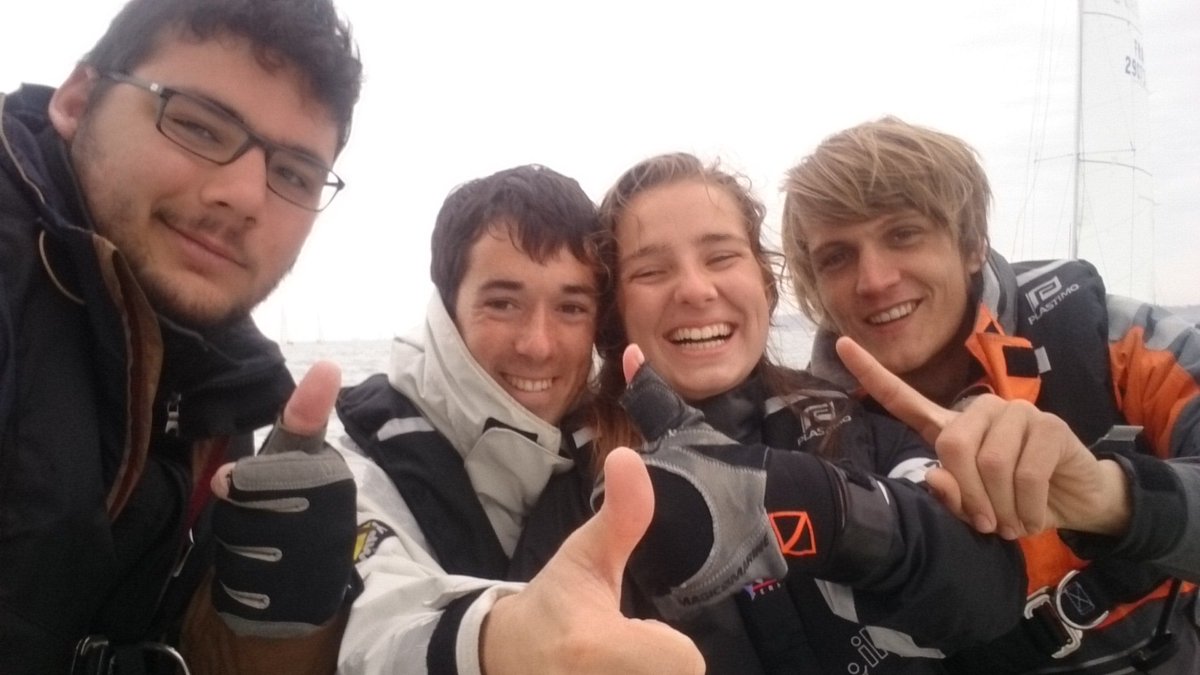 GabiersdeParis1's tweet photo. Victoire des Gabiers lors de la première manche de la journée avec forte mer et petit temps @SorbonneParis1 #CCE48 https://t.co/YlerWjbJk5