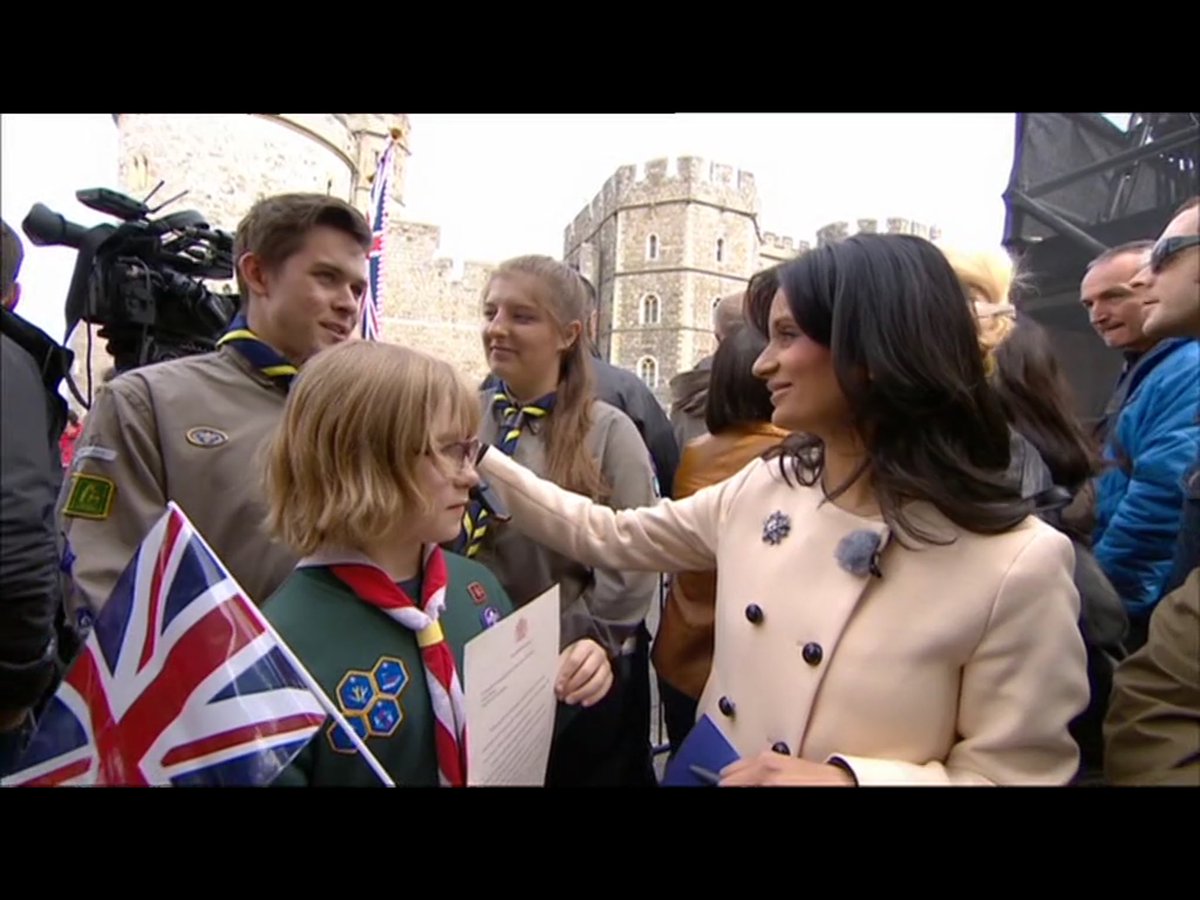 UKScoutsMedia's tweet photo. Some great behind the scenes shots from #Queenat90 https://t.co/x4A2fqfxnt