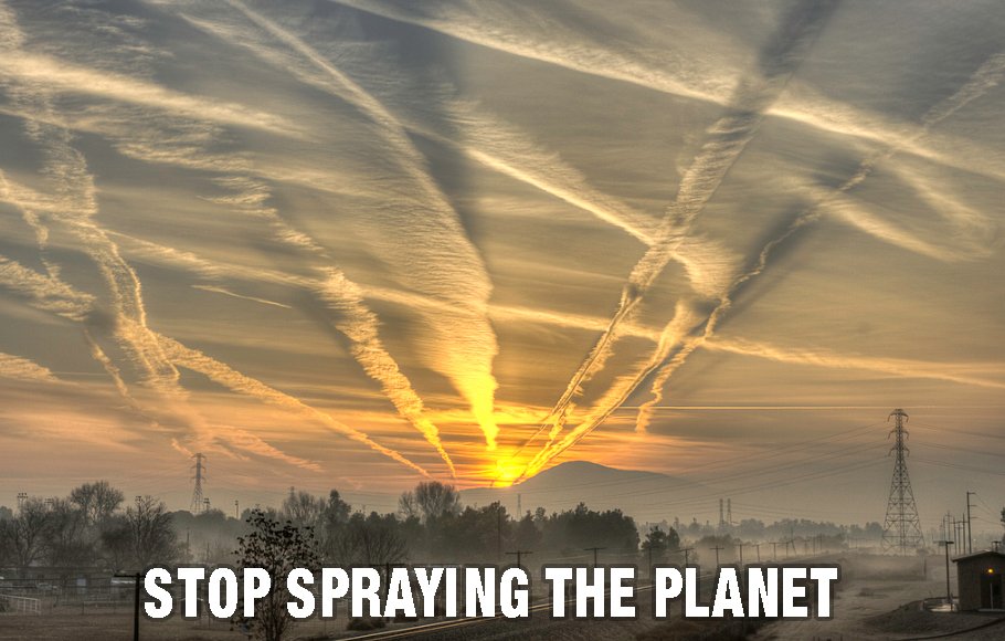 marksimoncard's tweet photo. #SaveTheEarthIn4Words #chemtrails #geoengineering https://t.co/xUXIRlcdbt