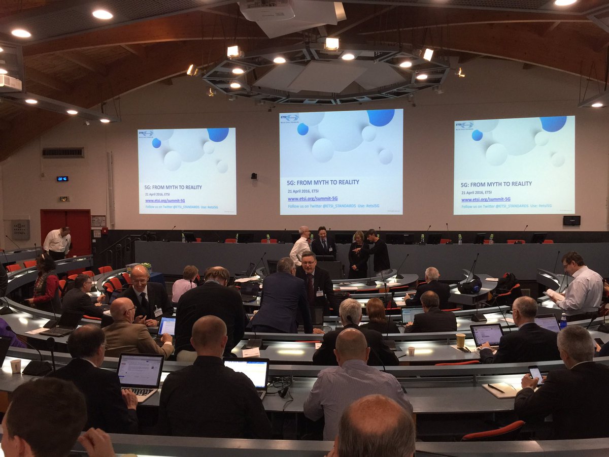 metis2020's tweet photo. Big audience at the @ETSI_STANDARDS event on 5G, with @metis2020 showing the visualization demo @5GPPP https://t.co/2YqjOpwYtt