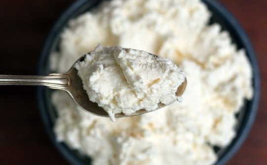 My first tasting of cheeses from <a href="/SentryHillNZ/">SentryHillOrganics</a> today. OMG total food porn. #SheepMilkNZ