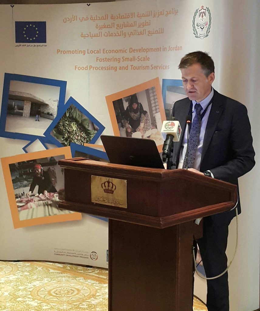 UNDPJordan's tweet photo. Ambassador @AndreaFontanaEU saying that he is proud of this partnership in promoting small businesses #PLEDJ @UNDP https://t.co/L1RJacjL7C