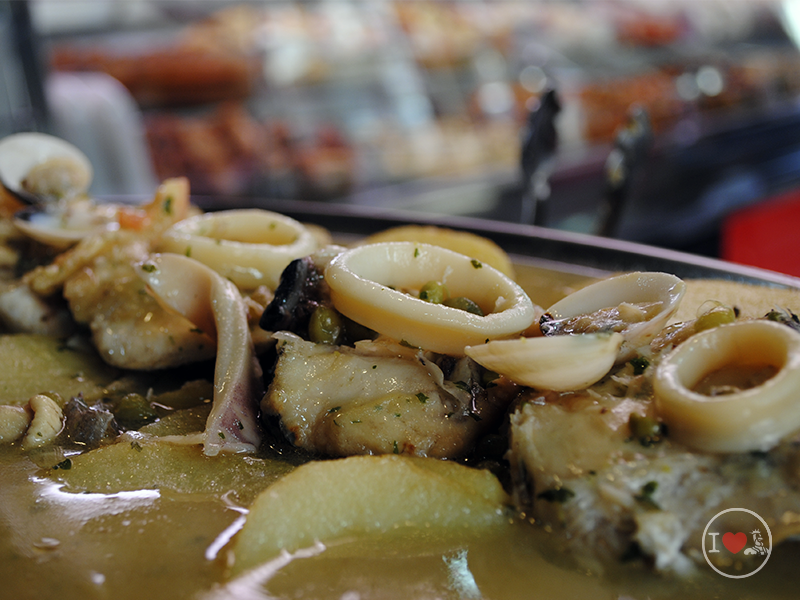 ElSabrosoMadrid's tweet photo. Calamares en salsa. Y es que el pescado también tiene cabida en #ElSabroso https://t.co/uva78uhsxu https://t.co/r27I5LAp5F
