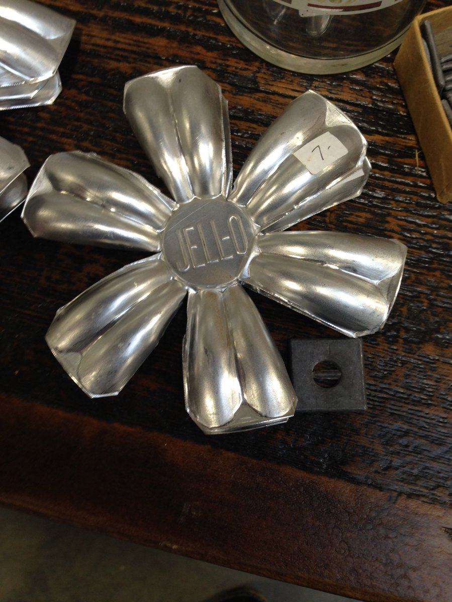 Upcycle! Who had those little metal jello bowls? Who wants to turn them into flowers?  <a href="/StribCNelson/">Connie  Nelson</a> @junkbonanza