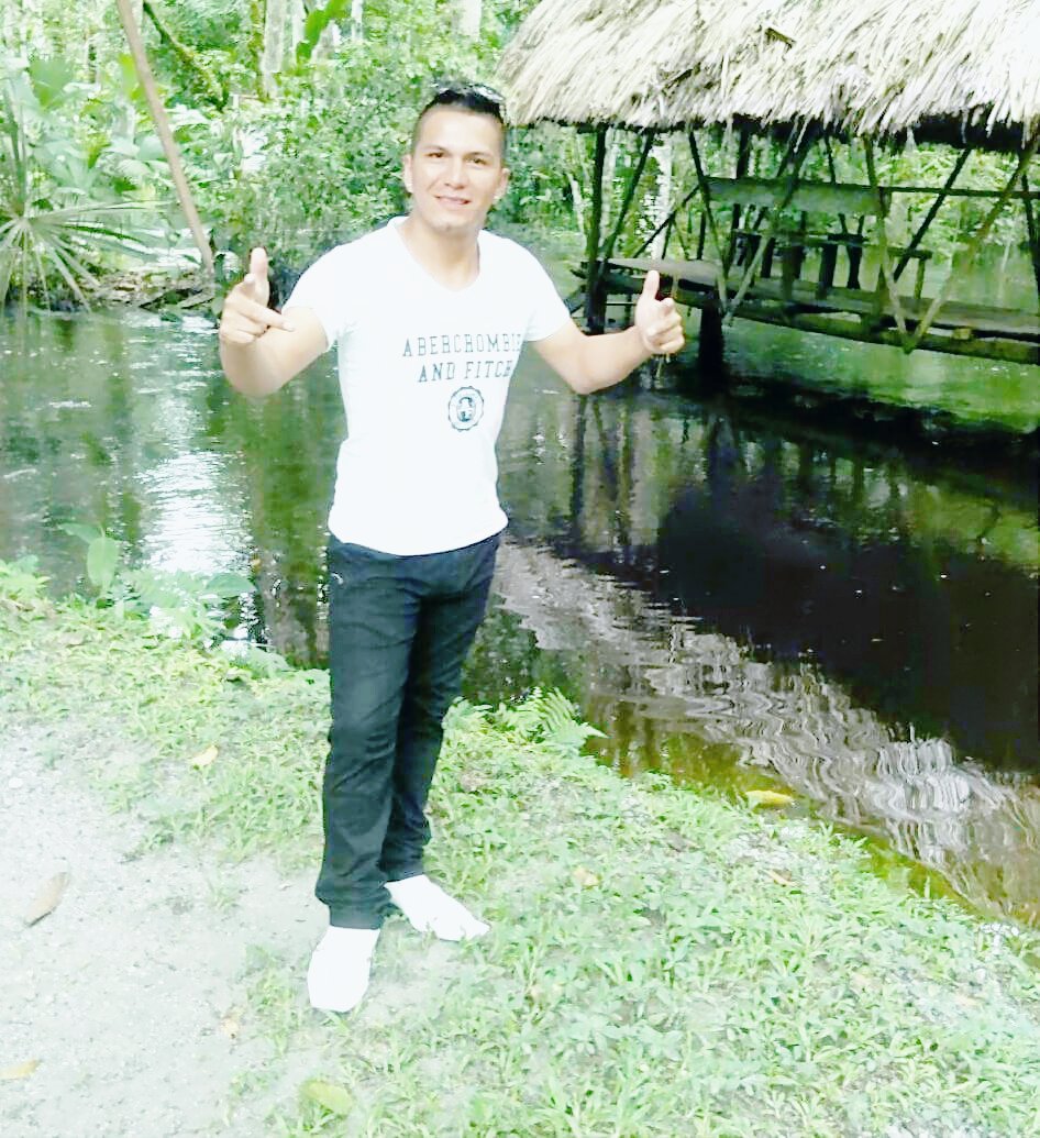 eedso_silva's tweet photo. Fotito en la rica selva de mi perú https://t.co/YPg4BImZaV