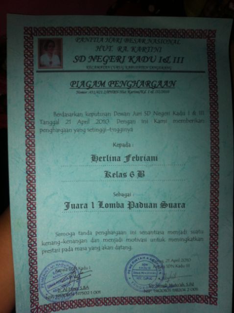 FebrianiLina's tweet photo. Pernah dong ikut lomba padus juara 1 dan gua bangga ='D @Prambors @PratamaMario @pgenuschka #NightShift https://t.co/MnsN5z7vAi