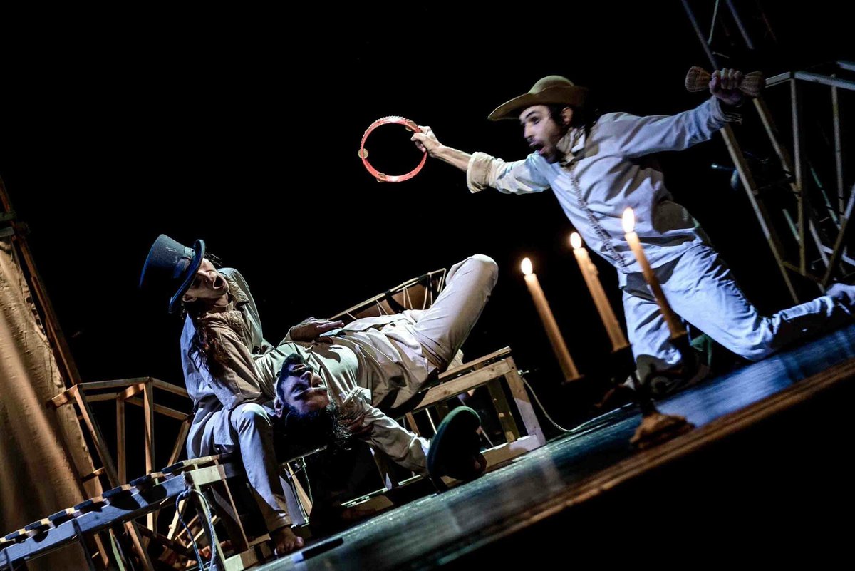 SHAKESPEARE'S MEMORIES! Sabato 23 aprile spettacolo in onore del Bardo al <a href="/TeatroSociale/">Teatro Sociale Como</a>! #GiornateShakespeariane