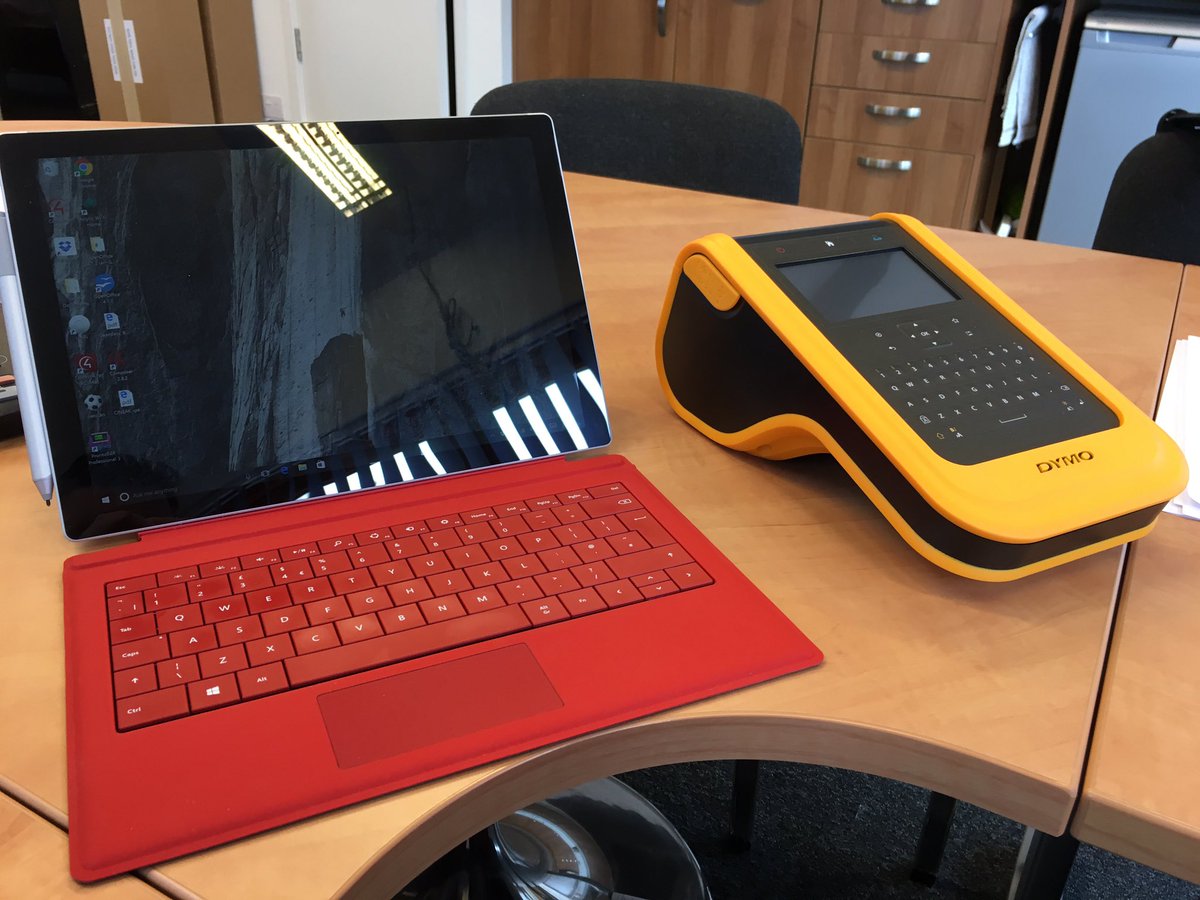 ProgressiveAV's tweet image. New #dymo label printer is bigger than my laptop!