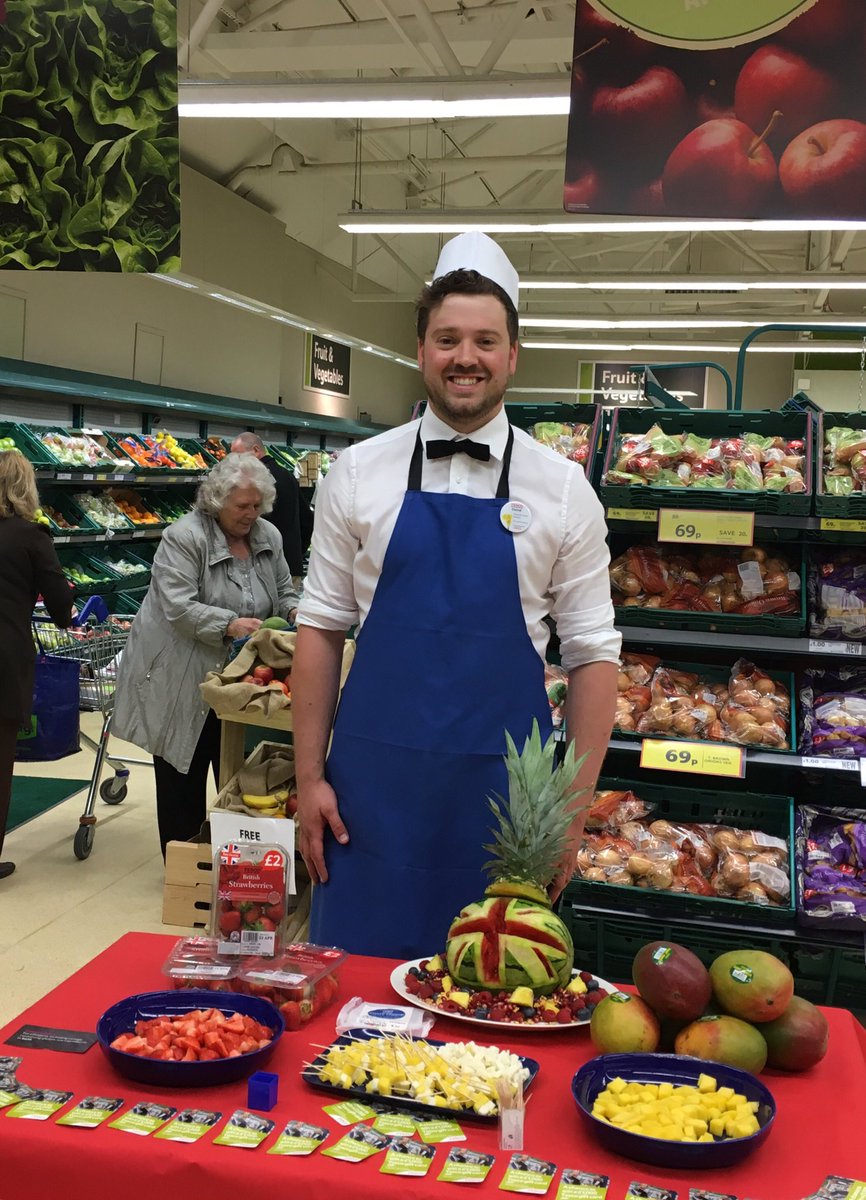 Todays meeter and greeter is <a href="/dae26o/">Dafydd Thomas</a> <a href="/ilkley2731/">ilkley tesco</a> . Sampling some of our fantastic products !! <a href="/shirl200/">Shirley</a> 
#ilkley