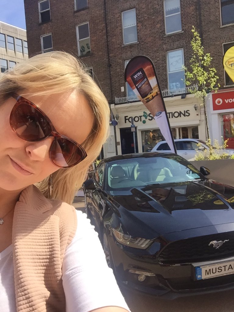 #MustangRun @DermotTodayFM <a href="/todayfm/">Today FM 💛</a> <a href="/DaveTodayFM/">Dave Moore</a> Gotta drive this car thru California! #bucketlist #livingthedream