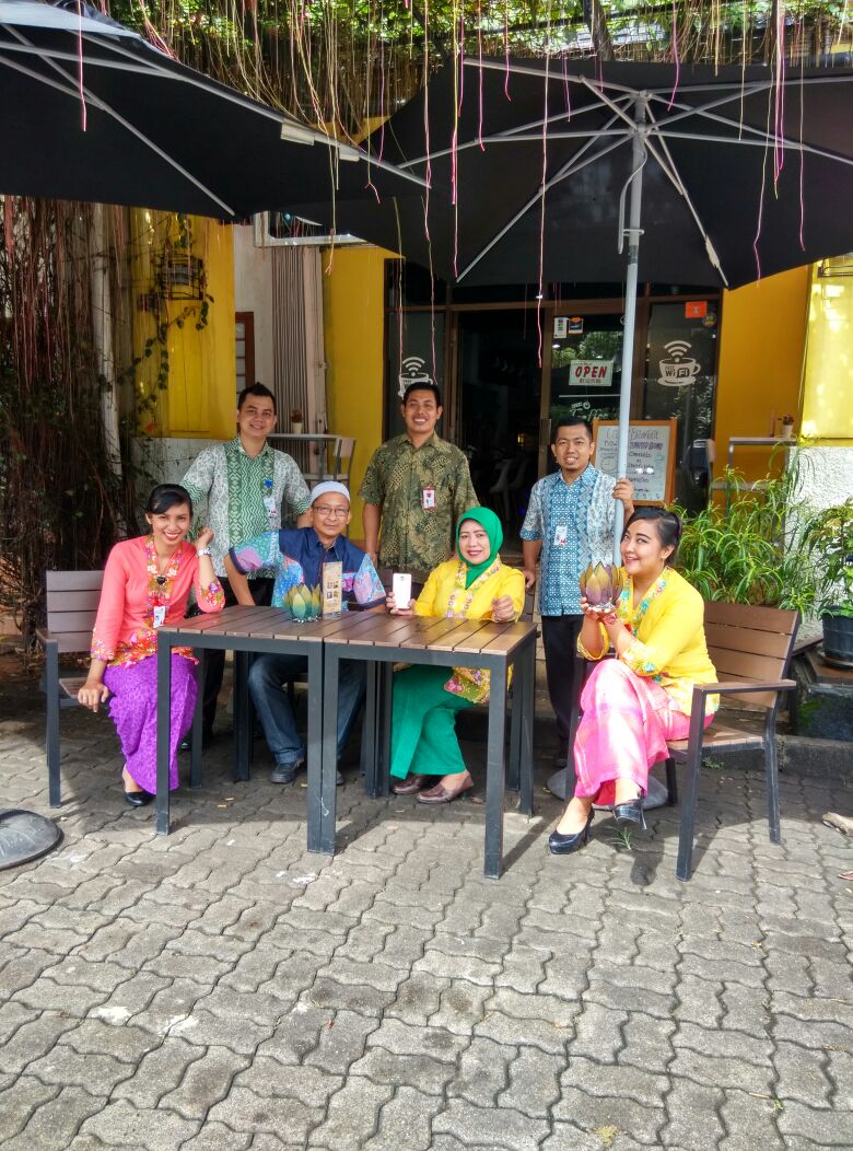 asip2016's tweet photo. Kartini's day @ Plasa Bintaro Jaksel

 #LivingTheTelkomWayTreg2 #KARTINIINDIHOME #PlasaGMP_JAKBAR_TRE2 https://t.co/X3Q40VMVnp