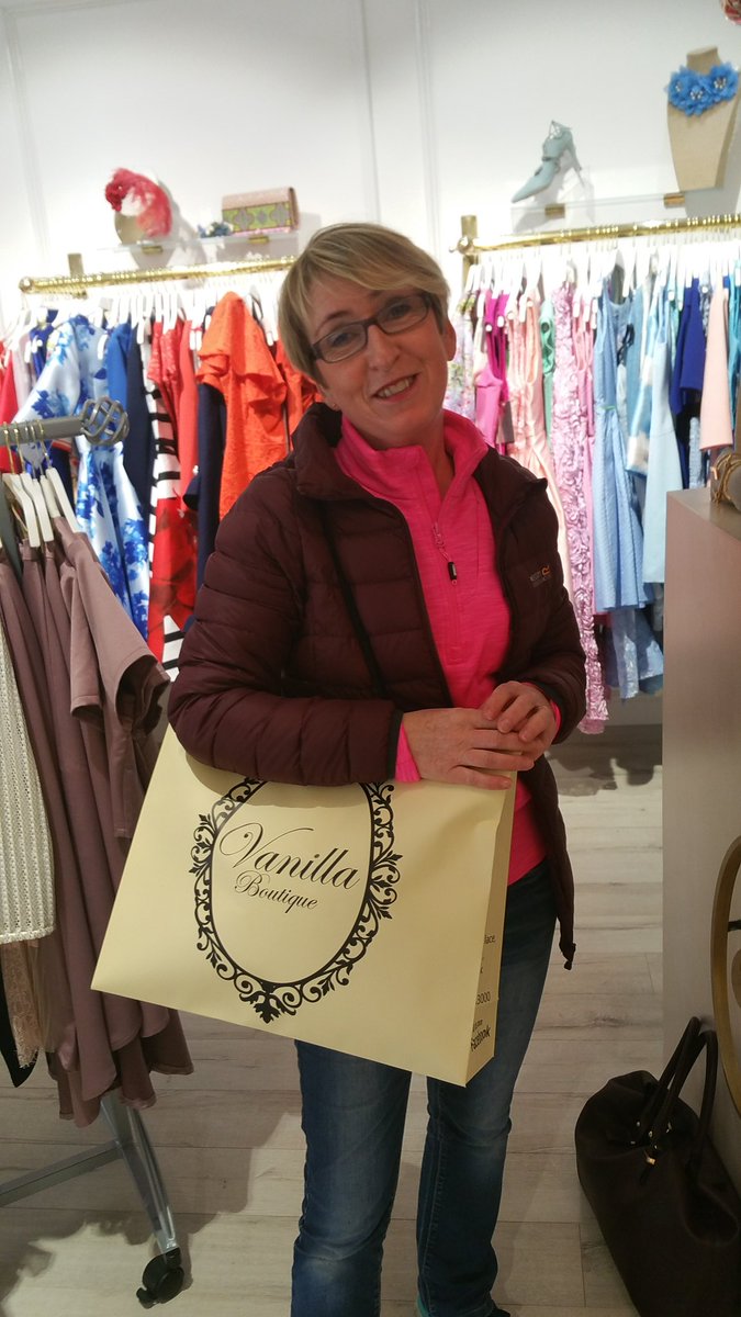 Thanks for supporting xx #FIday @frockadvisor